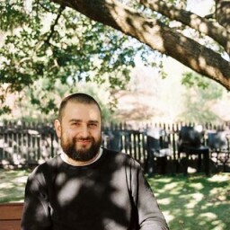 Sherwin Akbarzadeh