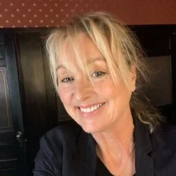 Heather Favell