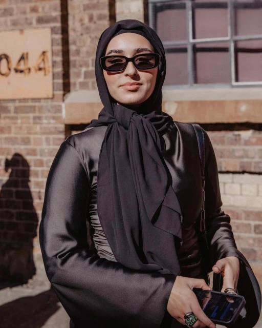 Nawal Sari