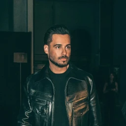 Mike Amiri