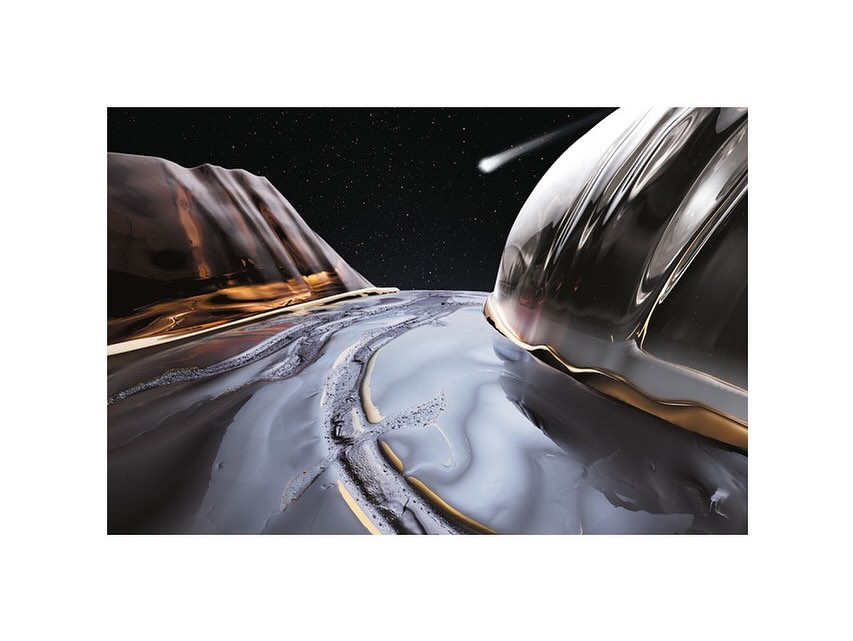 Abstract landscape with metallic formations under a starry sky, featuring a comet, captured with a high angle and a shallow depth of field.