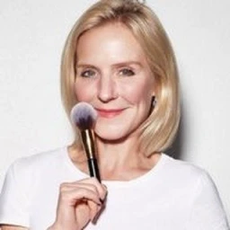 Loni Baur