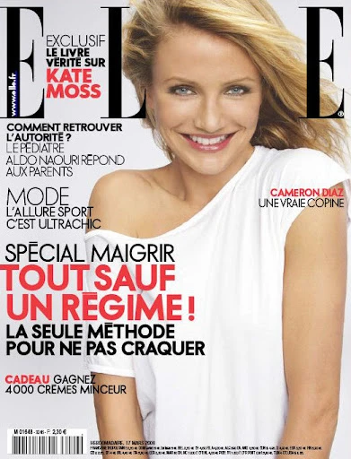 Blond woman, Cameron Diaz, smiles brightly on the cover of Elle magazine, which has headlines in French about beauty, fashion and weight loss.