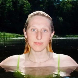 Caroline Tompkins
