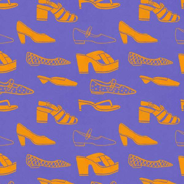 Seamless pattern with various golden-yellow vintage-style women's shoe illustrations on a textured purple background, fashion design.