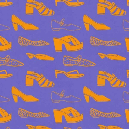 Seamless pattern with various golden-yellow vintage-style women's shoe illustrations on a textured purple background, fashion design.