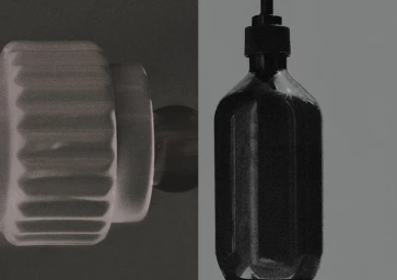 Split-screen composition featuring a ribbed ceramic cap on the left and a dark glass bottle on the right.