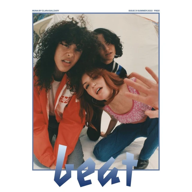 Three young women pose for a magazine cover, showcasing casual fashion with a blue 'beat' logo, vibrant colors, and a relaxed, youthful vibe.