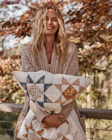 Colette De Barros