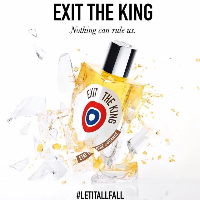 Elegant perfume bottle with a shattered glass effect, liquid splash, and a white backdrop, ideal for beauty and fragrance product marketing.