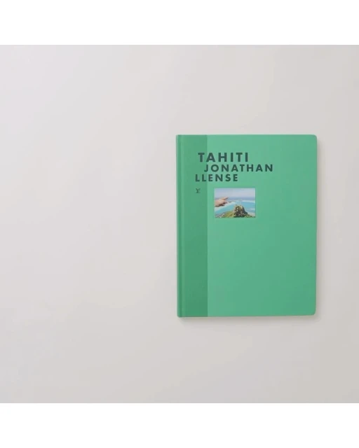 A light green book with the title 'Tahiti Jonathan Lense' in dark green text with a small image is set against a white background.