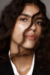 and Sun Mizrahi