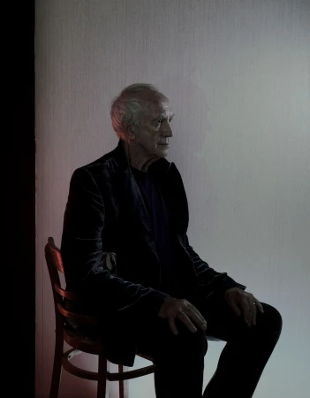 Nadav Kander