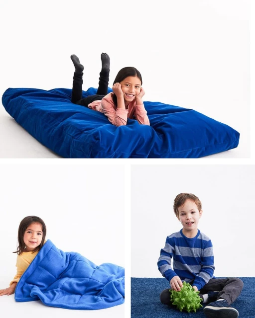 Collage of children interacting with oversized blue cushions and blankets in a bright studio setting, creating a cozy and playful atmosphere.