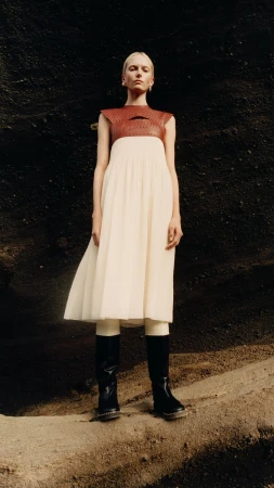 Zora Sicher