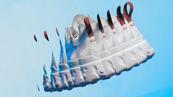 White sneaker levitates against a light blue background, enhanced with a glitch effect for a modern and dynamic athletic footwear product shot.