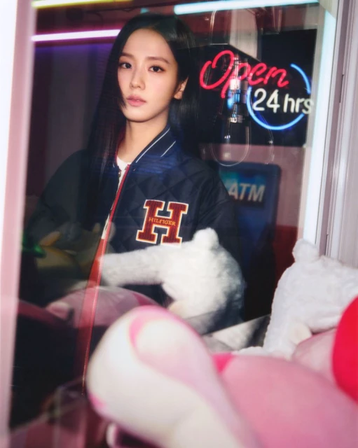 Jisoo for Tommy Hilfiger Spring 2025