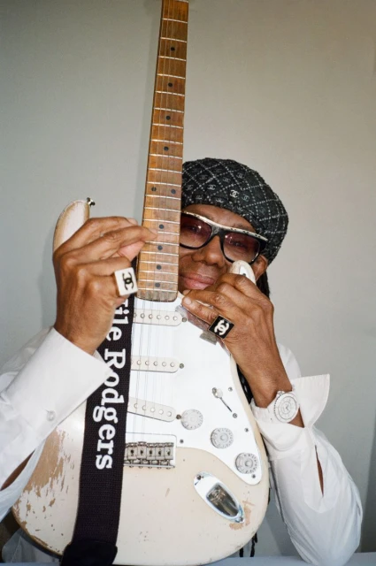 Chanel Eyewear - Issue 31