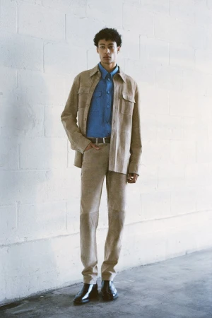 A Uniform of Ease