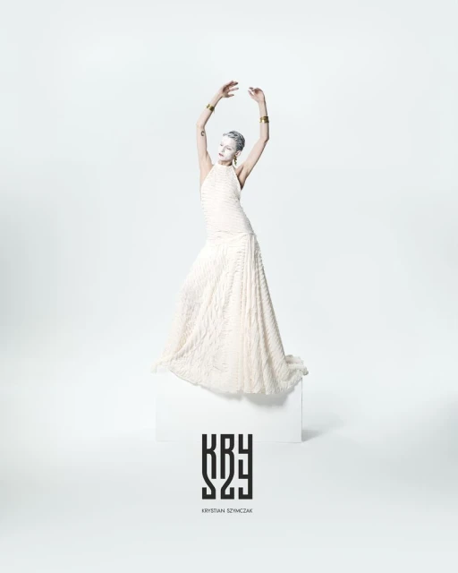 Premierowo na Vogue.pl: Kolekcja „Pigmalion” Krystiana Szymczaka inspirowana mitologią