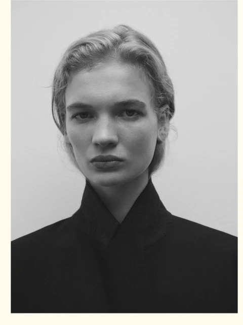 REINASSANCE- Massimo Dutti Studio