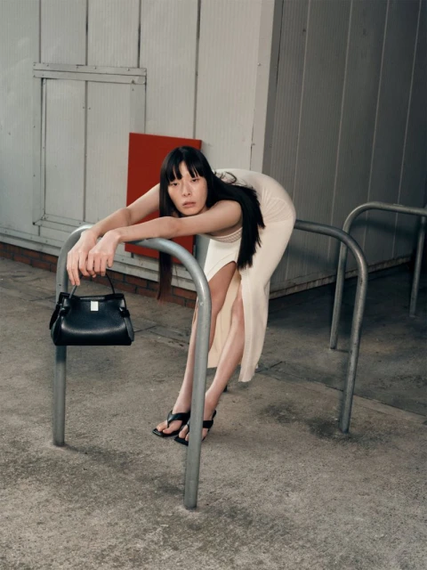 Yuzefi RS 25 campaign