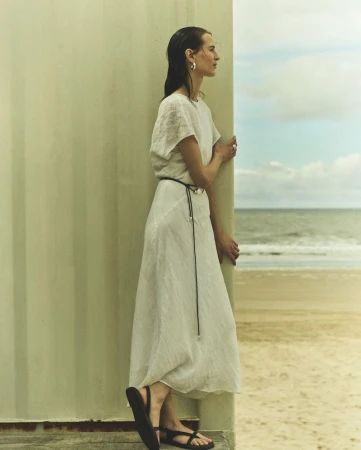 Minimal Resort