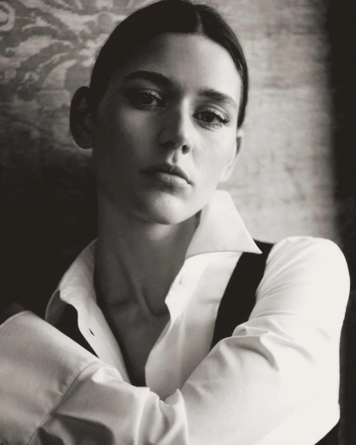 S/S Venetian Veil 2024