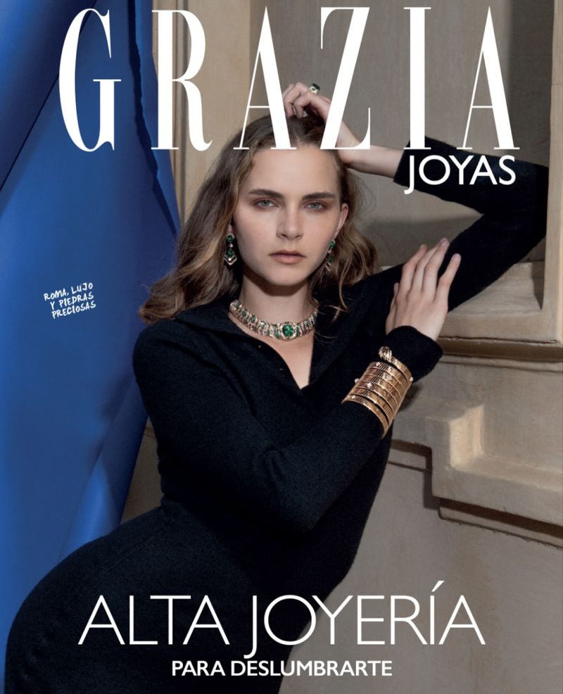 Magazine cover featuring a woman wearing a black dress and jewelry, with the title 'Grazia Joyas' and the tagline 'Alta Joyeria'.