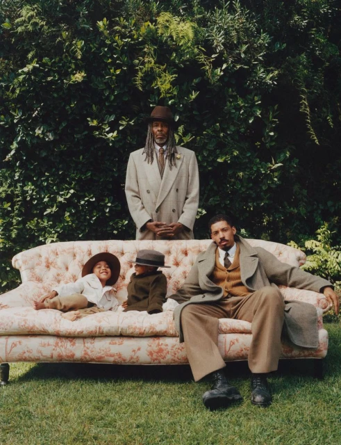 Justsmile Magazine Issue 7 : "Family Matters"