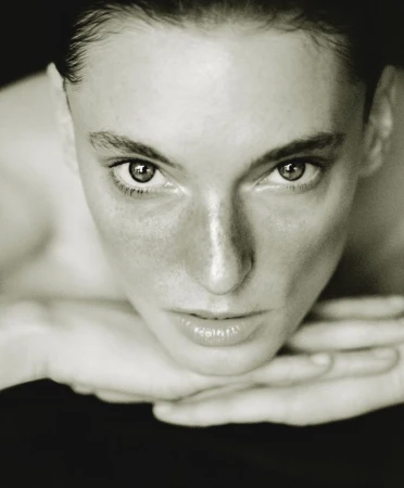 AUNU Beauty Campaign