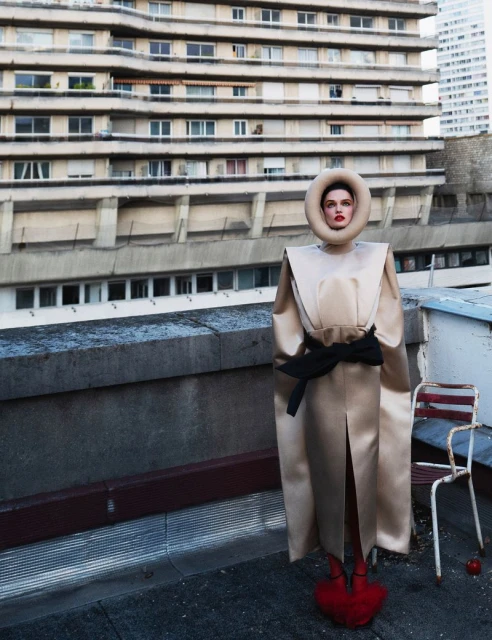 Icon Issue Lulu Tenney