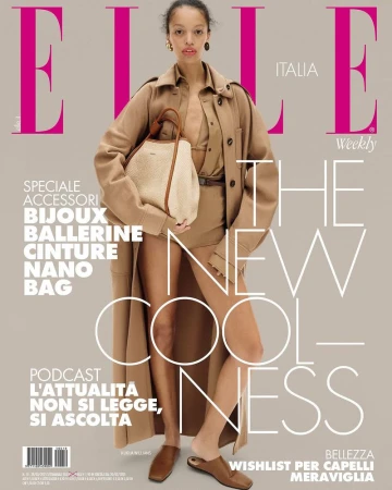 Elle Italia cover featuring a model in a neutral outfit with a bag, showcasing fashion accessories and the magazine's weekly edition.