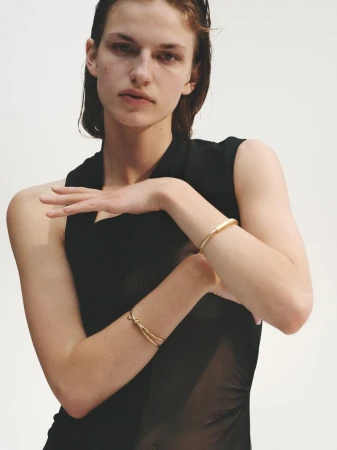 Anne Floor