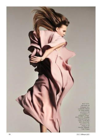Elle Germany February 2025 Cover