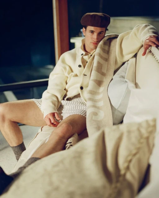 Scarves and Moon Boot Season