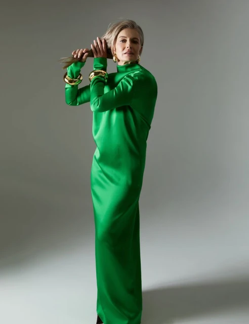 Numéro Netherlands - Paulina Porizkova