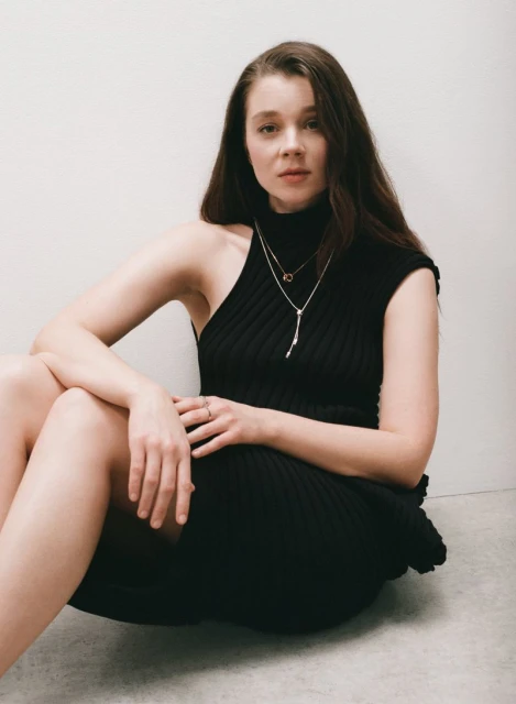 A Little Less Than Ordinary: Claudia Jessie