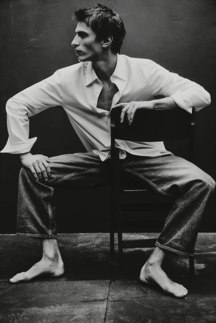 Minimal A/W 25 Clement by Alvaro Pereña