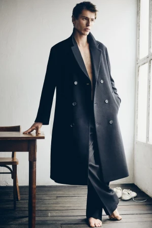 Minimal A/W 25 Clement by Alvaro Pereña