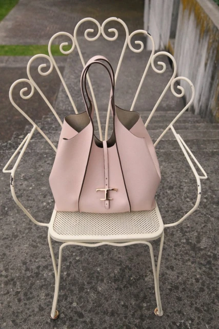 Tod's FW 24 social images