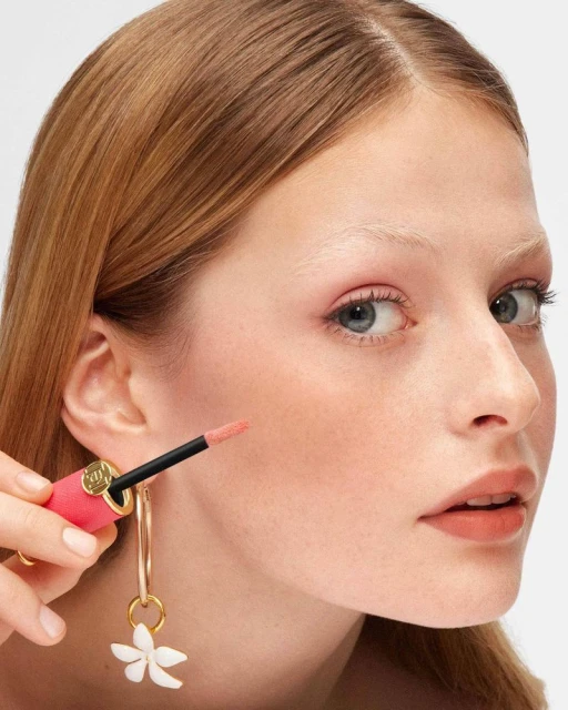 New Good Girl Liquid Blush