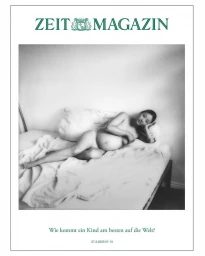 Monochrome magazine cover featuring a pregnant woman reclining on a bed for Zeit Magazine project MOTHERS by photographer Iga Drobisz.