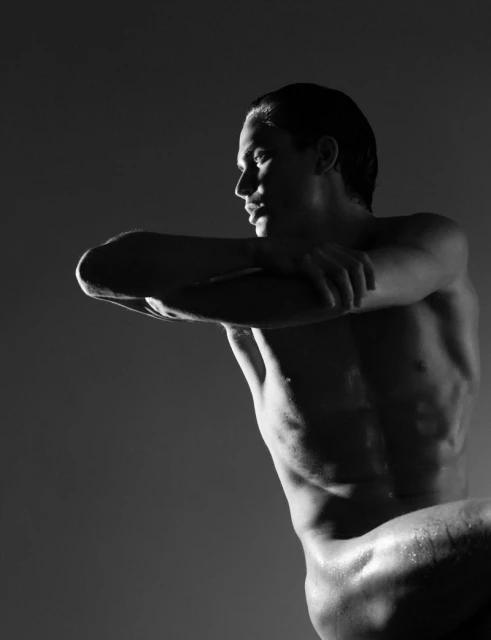 JOLLY BOLD