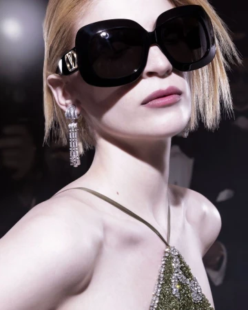 BE SOME KIND OF SUPERSTAR