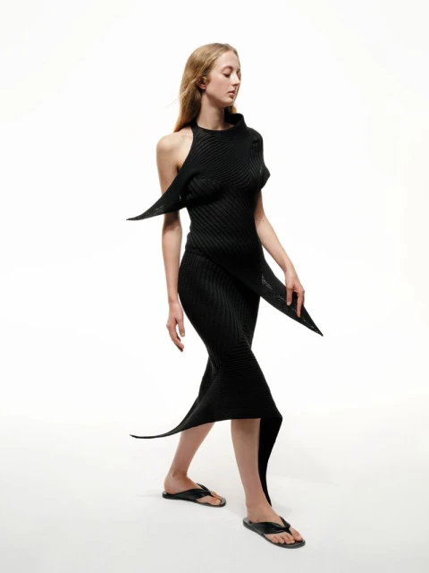 ISSEY MIYAKE SS 2025