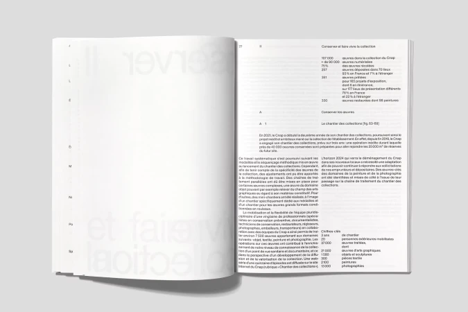 Open book pages with dense text in French, detailing the Crnap collection management and conservation, with numeric data.