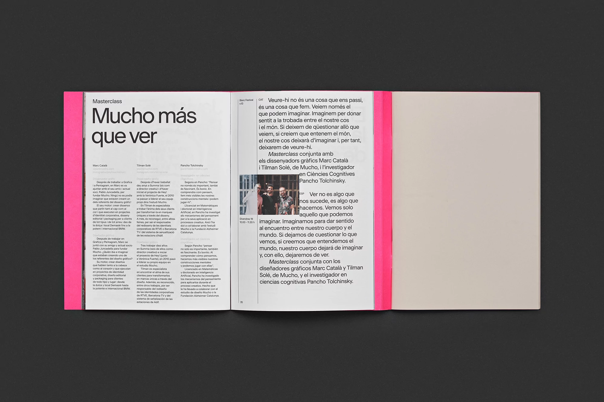 An open magazine displaying two pages filled with densely arranged text in Spanish, printed on a white background with pink binding.