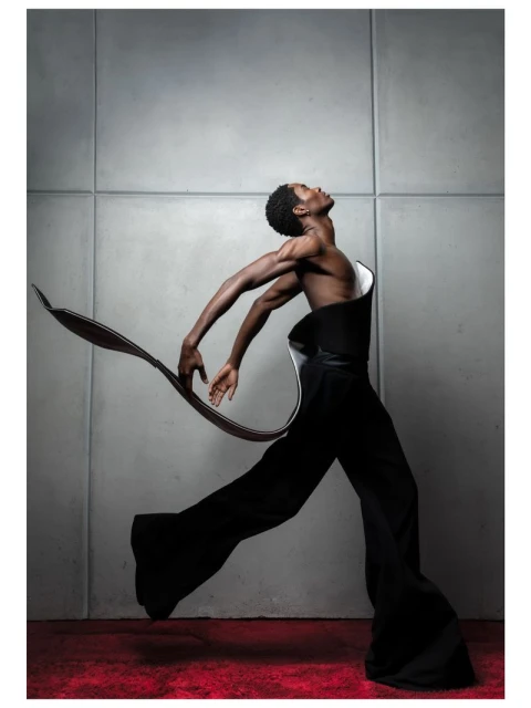 Confessional N.02 Women’s Magazine F ...