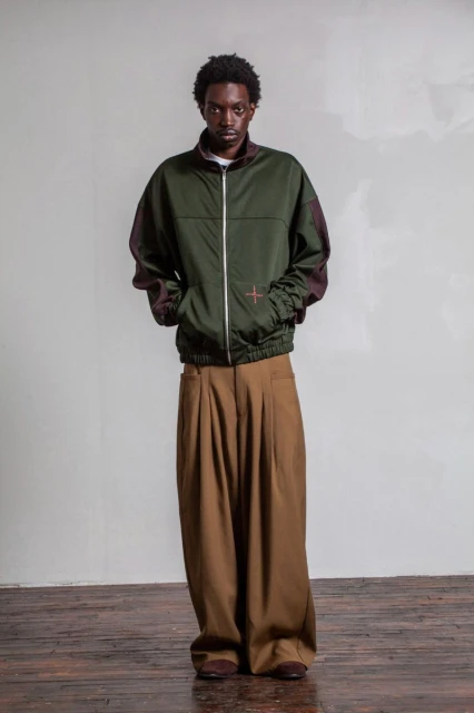 INTODUSK AW 2026 - RESOLUTE
